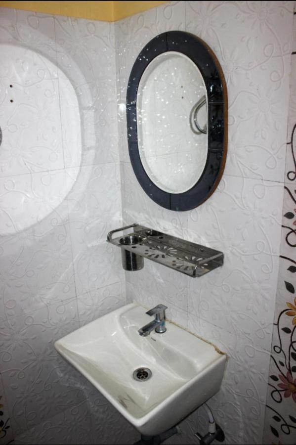 Regina Residency Inn ปาโลเลม ภายนอก รูปภาพ