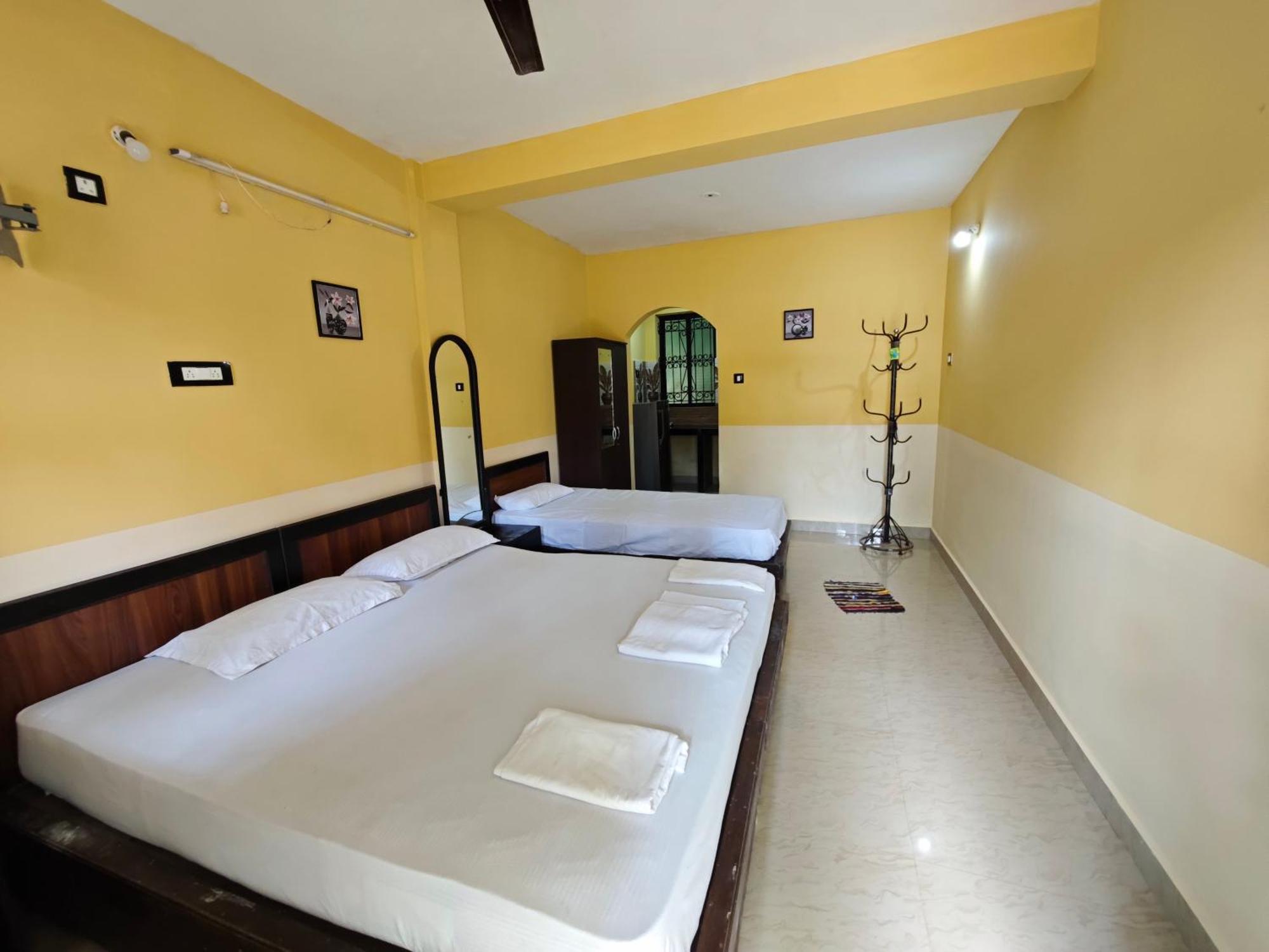 Regina Residency Inn ปาโลเลม ภายนอก รูปภาพ