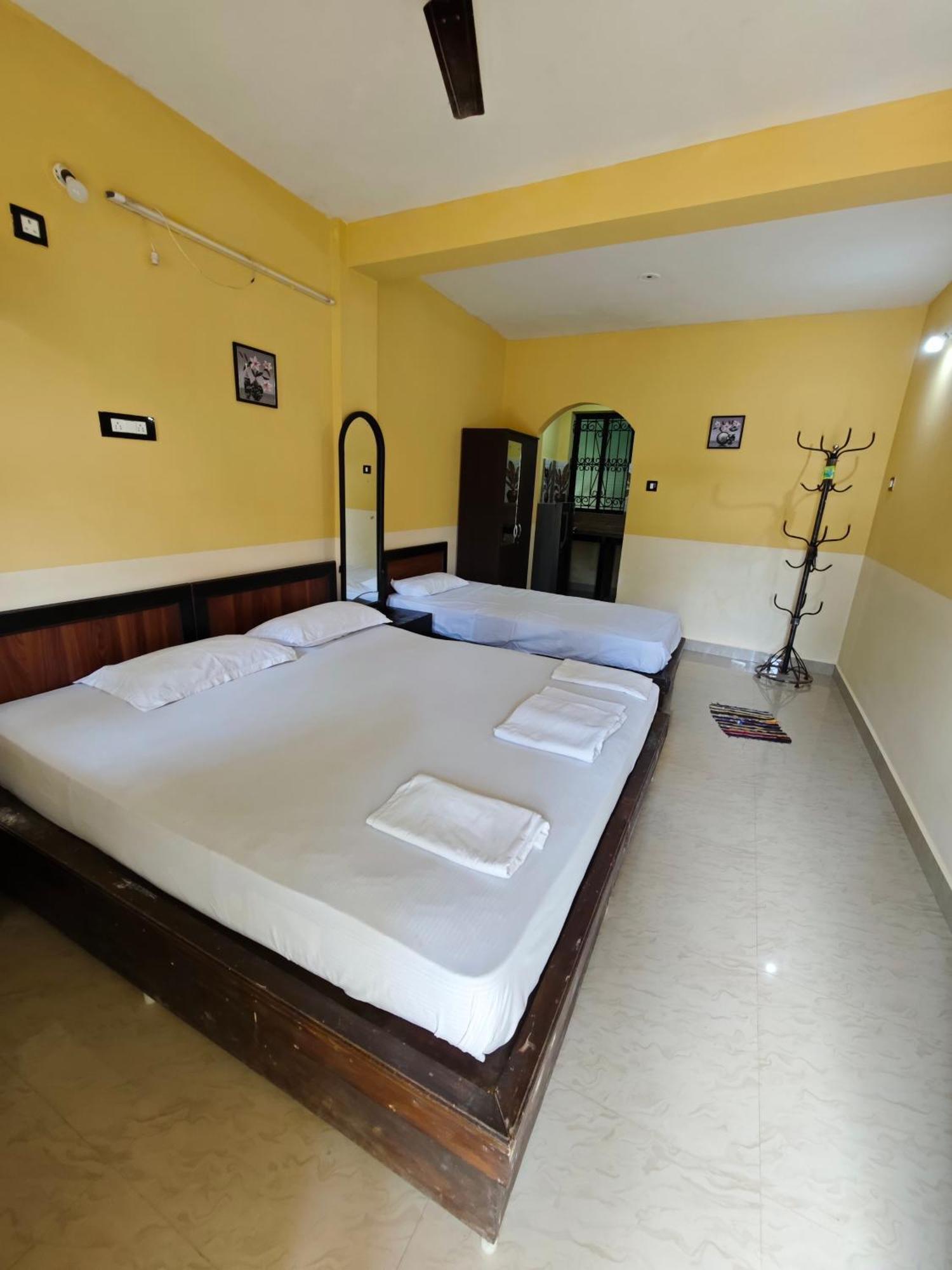 Regina Residency Inn ปาโลเลม ภายนอก รูปภาพ